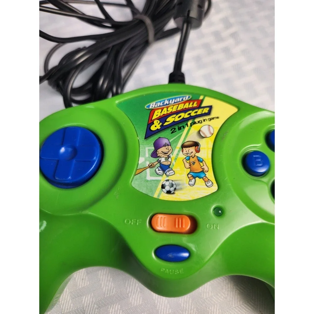 Hasbro 2005 Backyard Baseball & Soccer - TV Plug and Play Game 2 In 1 Retro